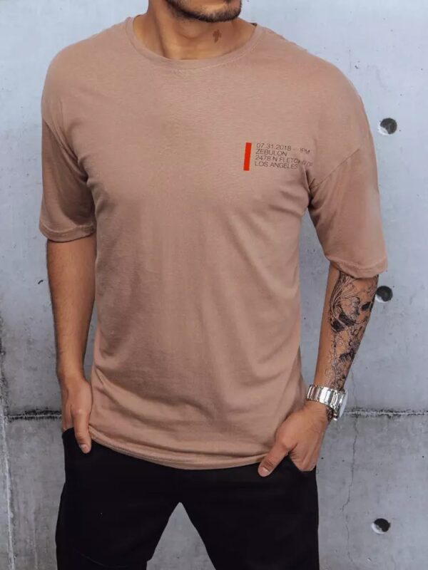 Trendové tričko s krátkym rukávom a potlačou-muži-kapučínové