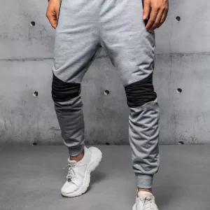 Svetlo-sivé tepláky v trendy prevedení