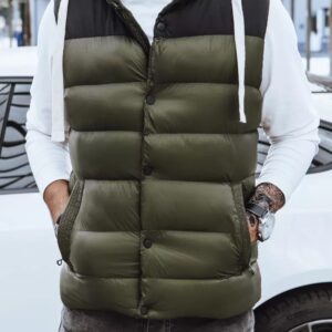 Trendová prešívaná pánska vesta s kapucňou zelená